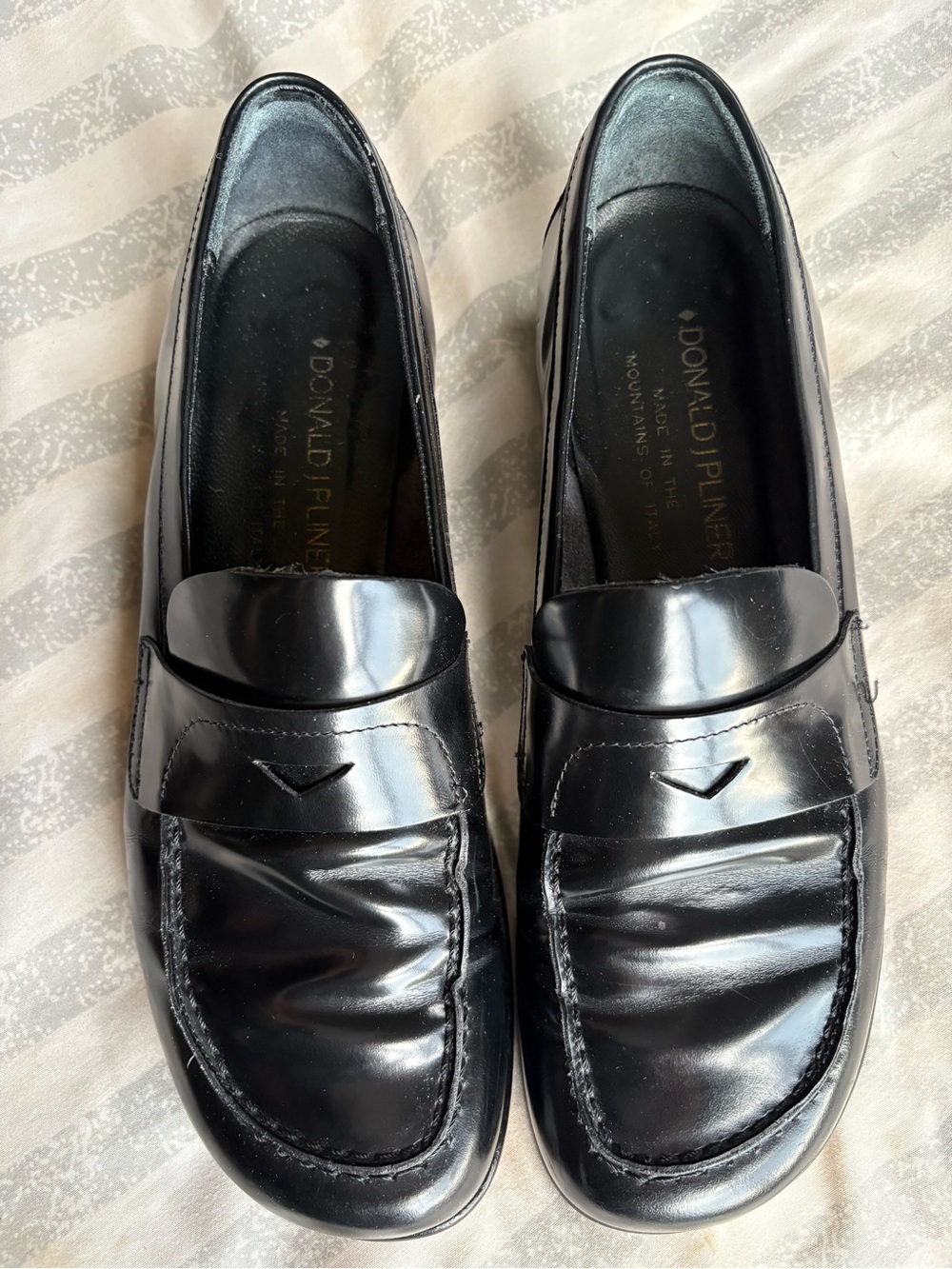 Donald J. Pliner Women’s Size 7M Black Leather Penny Loafers Made in Italy - Picture 5 of 7